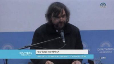 El padre Di Paola advirti� que el �genocidio� del aborto es promovido por el FMI