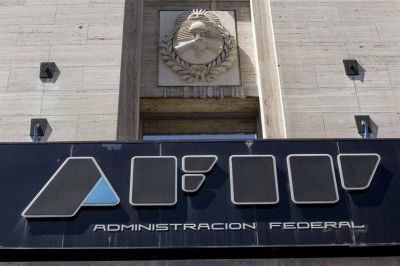 La AFIP le reclama una deuda a Correo Argentino SA, la firma de la familia Macri