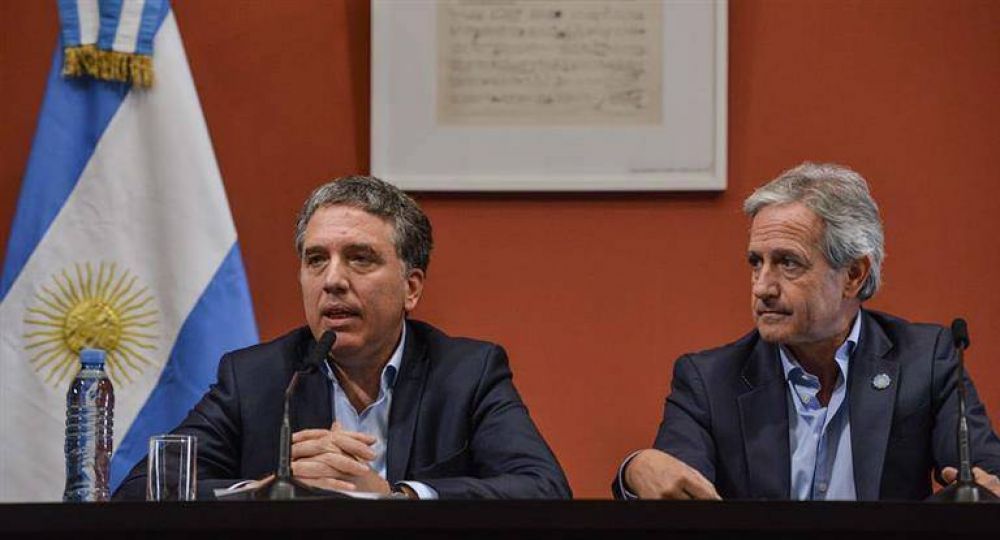 Dujovne anunci� mayor ajuste en el Estado para ahorrar m�s de $ 20.000 millones al a�o