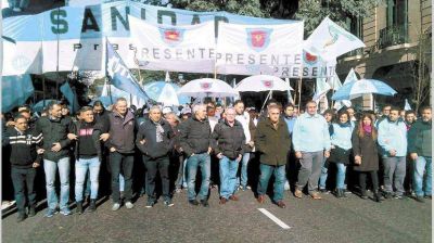 La CGT apura gestiones con la meta de llamar a paro en la semana del 25 de junio