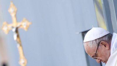 El Papa en Ostia: no a la indiferencia y al silencio, que se abra la v�a de la legalidad