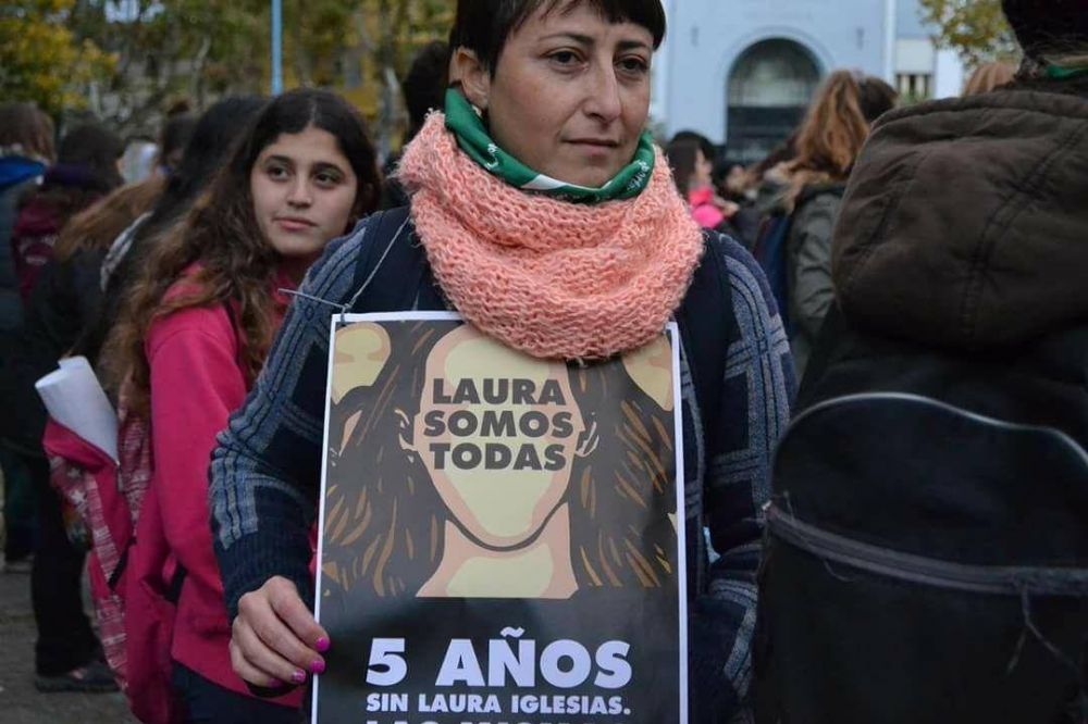 Reclamando por el derecho al aborto #NiUnaMenos march� por cuarta vez en Necochea
