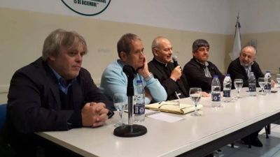Moyano quiere que el paro nacional sea el mismo d�a que empieza el Mundial de Rusia