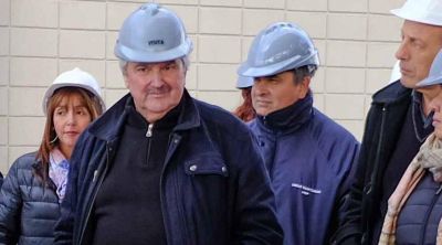 Eval�an la instalaci�n de una planta que genere energ�a a partir de las olas del mar
