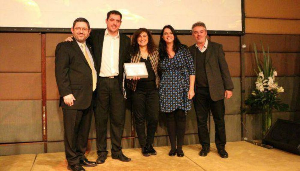 La Ciudad recibi� un premio al liderazgo religioso
