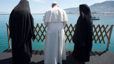 �El Mediterr�neo, un mar tan bello se ha convertido en una tumba para hombres, mujeres y ni�os�