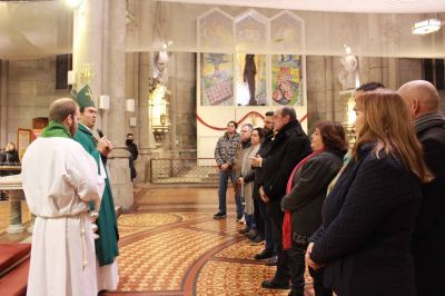 Mestre bendijo a periodistas y les pidi� �amarrarse fuerte en la din�mica de la verdad y la paz�