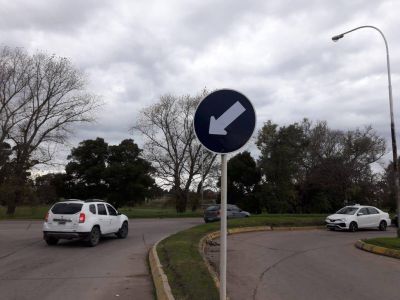 Recambian se�alizaci�n en sector de la Terminal
