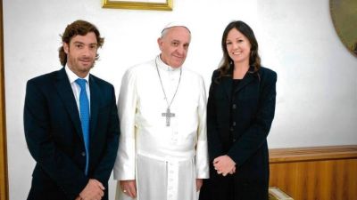 El papa Francisco recibi� a Mar�a Eugenia Vidal y a Carolina Stanley