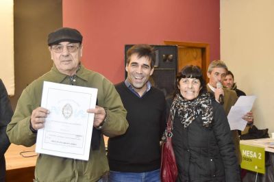 Se entregaron 56 escrituras y se firmaron otras 114