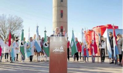 Lifschitz inaugur� plantas potabilizadoras en Tortugas y Arteaga