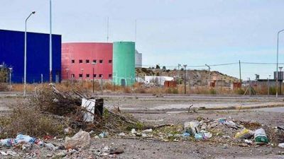 Trelew: ya se labraron 160 actas por arrojar basura en la v�a p�blica