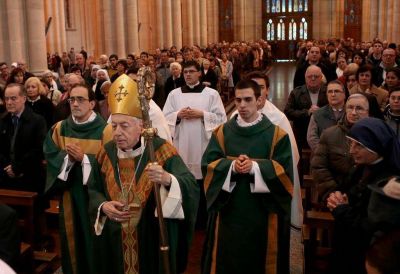 Ante una multitud en la Catedral, Aguer cerr� su ciclo en el arzobispado de La Plata