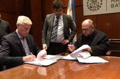 El municipio concret� el acuerdo para que el Ceamse se haga cargo de la disposici�n de residuos