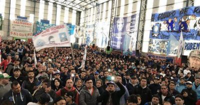 Muerza le avis� a Cavalieri que va por todo y reuni� m�s de 2.500 fiscales en KDT
