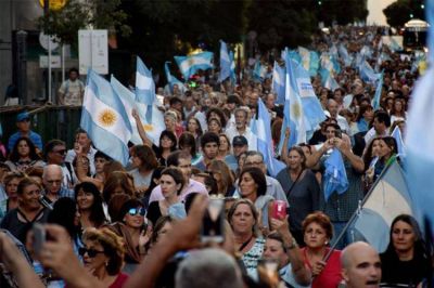 Detalles de la convocatoria �a favor de las dos vidas� en el Congreso