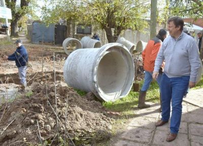 Cascallares supervis� los avances de obra hidr�ulica en Almirante Brown