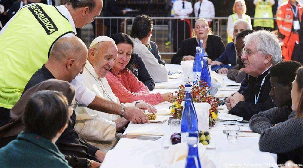 El Papa Francisco pide cercana a los pobres sin buscar protagonismo