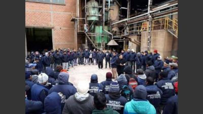 Los obreros de un ingenio salte�o piden su expropiaci�n