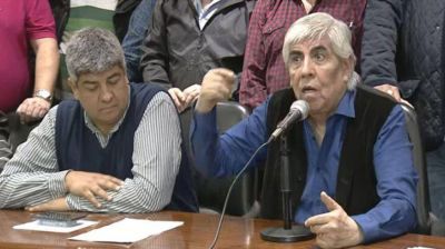 El Gobierno impulsa dos multas multimillonarias a Camioneros por el paro