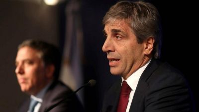 Los bancos sugieren a Caputo fijar el d�lar y acortar los plazos para liquidar divisas