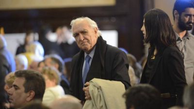 Ricardo Gil Lavedra dej� de ser abogado de la AFIP en el juicio contra Crist�bal L�pez