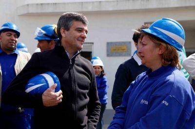 Intendente del PJ sali� a cruzar el posible traspaso de Aysa a la Provincia