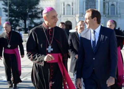 La Plata: Garro particip� de la ceremonia de asunci�n del arzobispo Fern�ndez