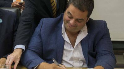 �Golpeando� y negociando: liberar�n fondos de las obras sociales seg�n el humor de Triaca