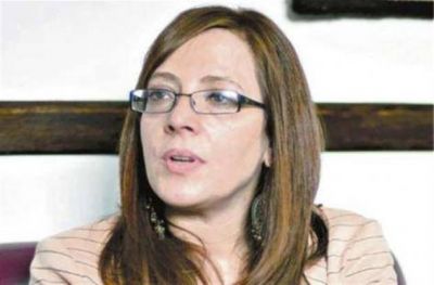 Separan a una integrante del tribunal que juzgar� a Cristina