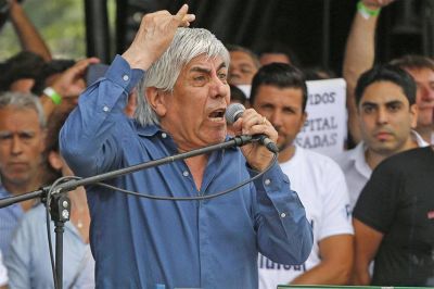 Efecto Moyano: los gremios que firmaron por 15% apuran revisiones