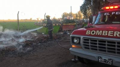 Fastidio vecinal por el humo de las quemas clandestinas de basura