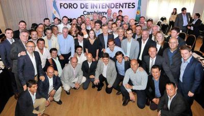 Por el ajuste, intendentes presionan a Vidal por presupuesto para Obras