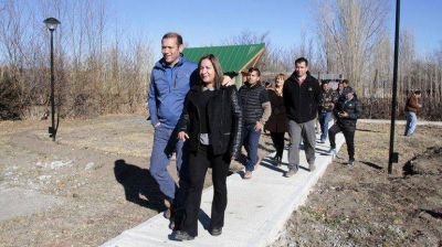 Provincia aport� $1,5 mill�n para la planta cloacal de Las Lajas