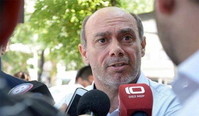 Antes de fin de a�o el Ejecutivo presentar� el pliego de licitaci�n para el transporte