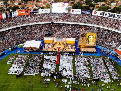 Chiquitunga fue beatificada ante un ferviente p�blico y estadio lleno