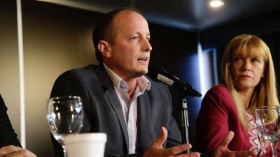 El peronismo ve que Vidal pierde apoyo y mueve candidatos para el 2019