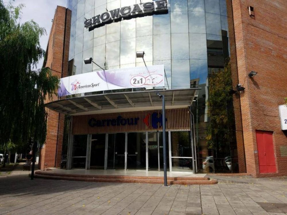 Confirman el cierre del Carrefour de Quilmes centro