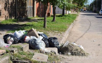 Vecinos piden contenedores y extender la recolecci�n de residuos a la zona de Ruta 5