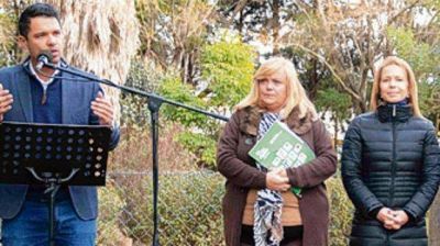 Funes present� su programa de reciclado de residuos urbanos
