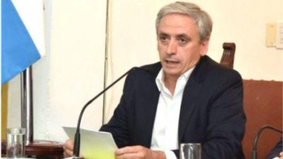 El Intendente Gast�n critic� al gobierno nacional por los despidos en EMEPA