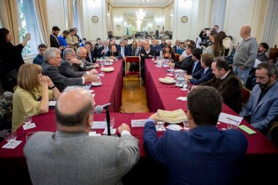 Un proyecto de ley pone en riesgo 50.000 puestos de trabajo en la Provincia