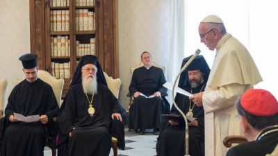 El Papa a Bartolom�: juntos en Bari para pedir la paz en el Medio Oriente