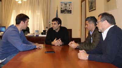 L�pez se opone al traspaso de Aysa a Provincia