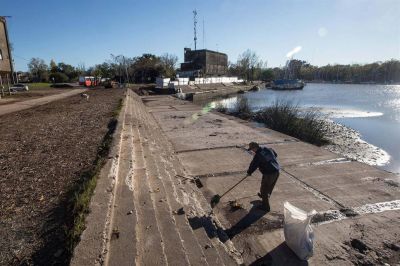 Por falta de fondos, est�n paralizadas las obras en el Puerto de San Isidro