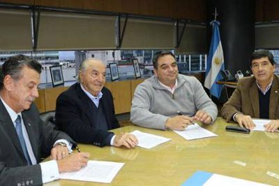 Tras la reapertura de paritarias, los mercantiles acordaron un aumento del 25%