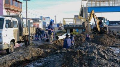 Obras P�blicas contin�a con trabajos de saneamiento en la ciudad