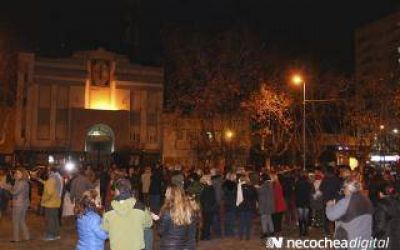 Indignaci�n en Necochea por la muerte de un empresario asaltado: Unas 2000 personas salieron a protestar