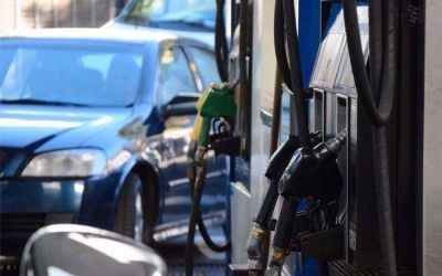 En lo que va de 2018, el desfasaje del precio de la nafta s�per escal� al 40 por ciento