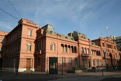 Casa Rosada: una bater�a de medidas bajo an�lisis para enfrentar la situaci�n econ�mica